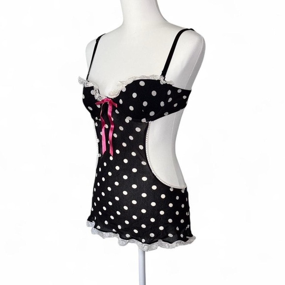 Victoria’s Secret Polka Dot Apron - Picture 3 of 5